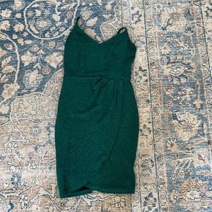 Lulus emerald green homecoming dress